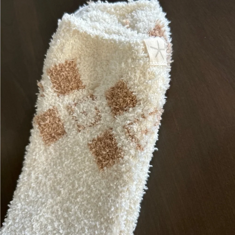 CozyChic Barefoot Socks Barefoot Dreams NEW